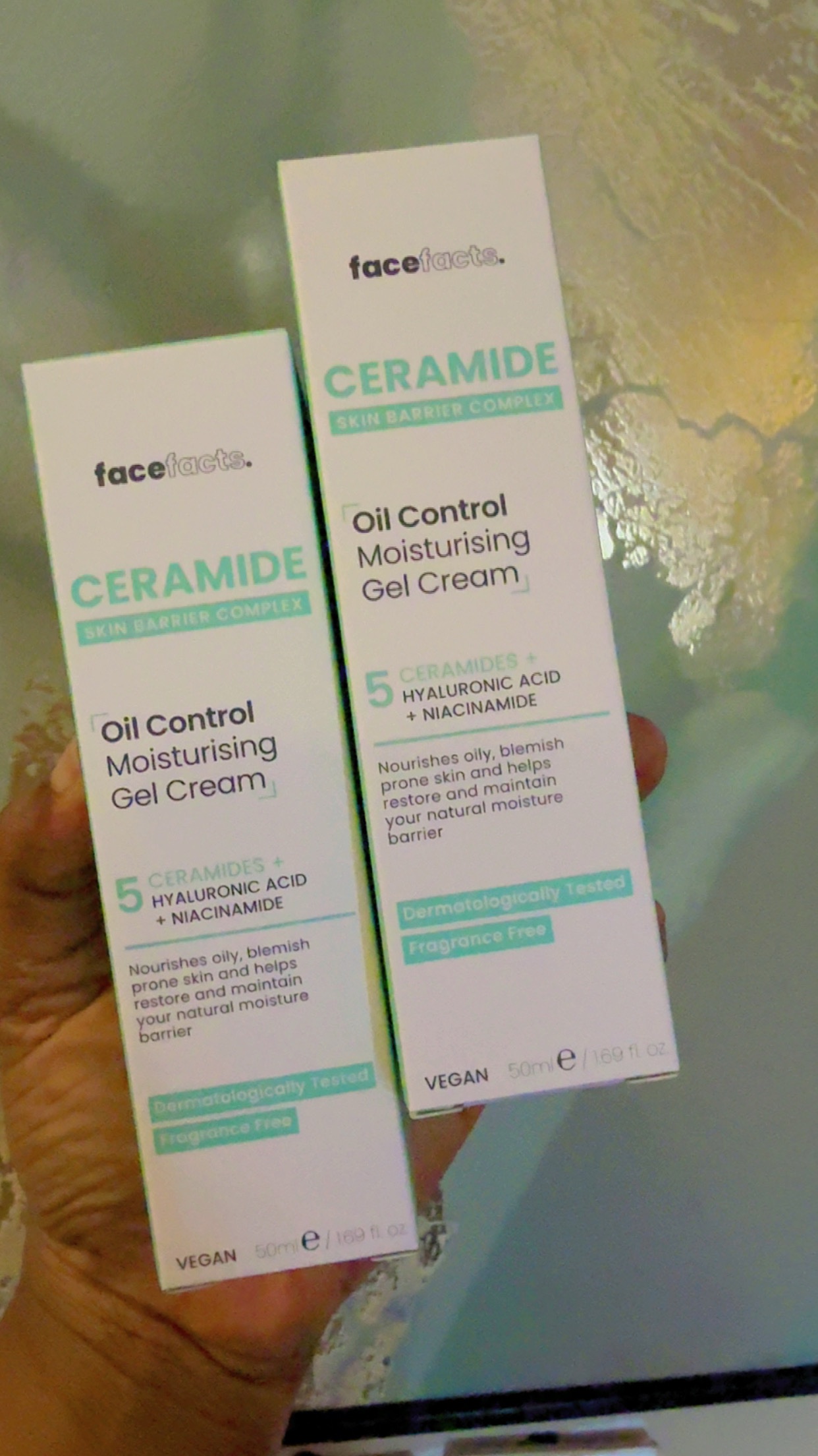 Face fact oil control moisturizer